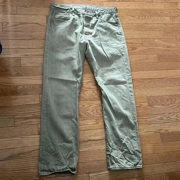 [W36L32]Levi’s 501  Dusty Green Straight Jeans - Picture 1 of 10